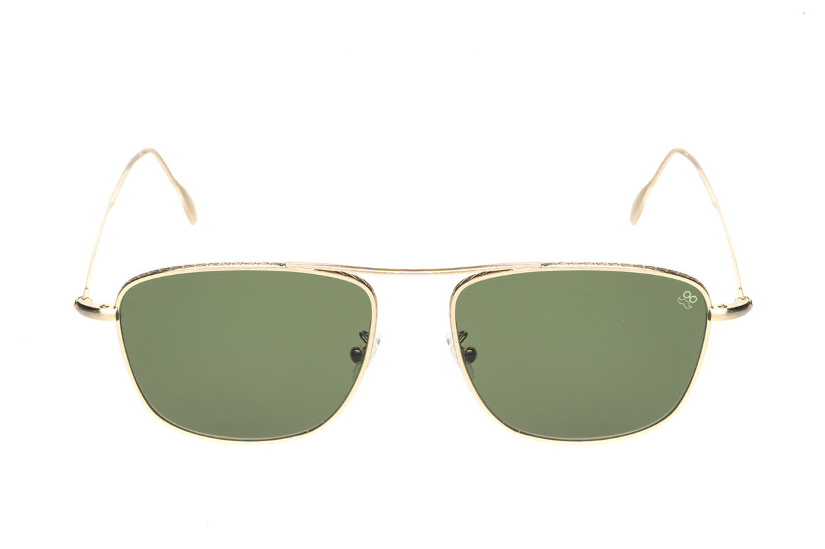 G003di David Marc sono degli occhiali da sole Made in Italy con montatura rettangolare, incarnano uno stile moderno e contemporaneo