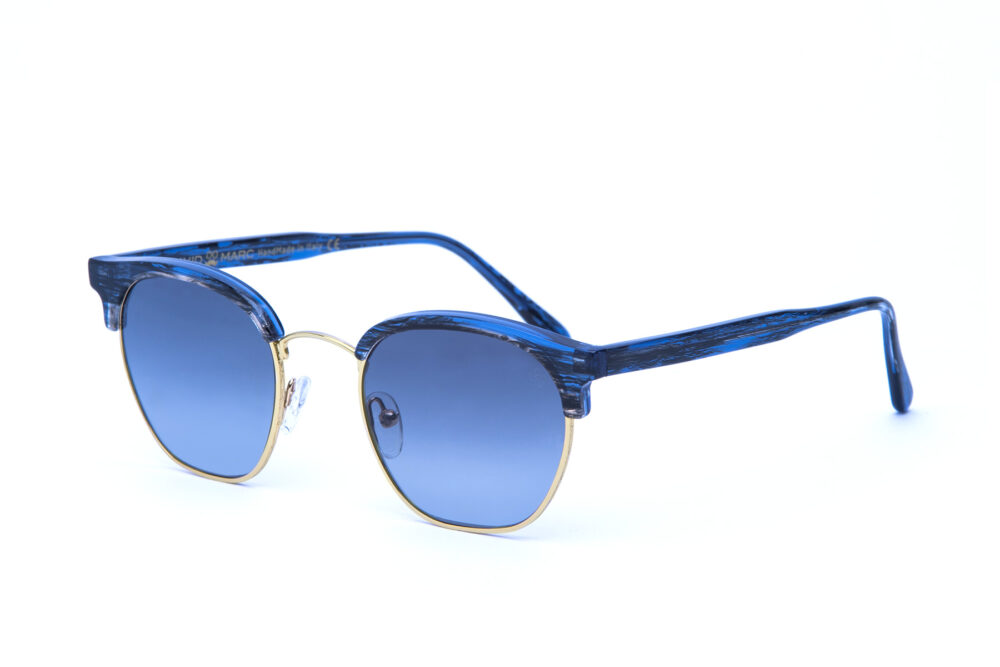 Henry è un modello di occhiali da sole squadrato in acetato colorato rappresentano un accessorio fashion per chi cerca un tocco di audacia e stile unico
