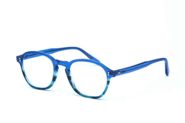 Richard è un occhiale con montatura in acetato colorato, è l'espressione di uno stile audace e di un'eleganza contemporanea.