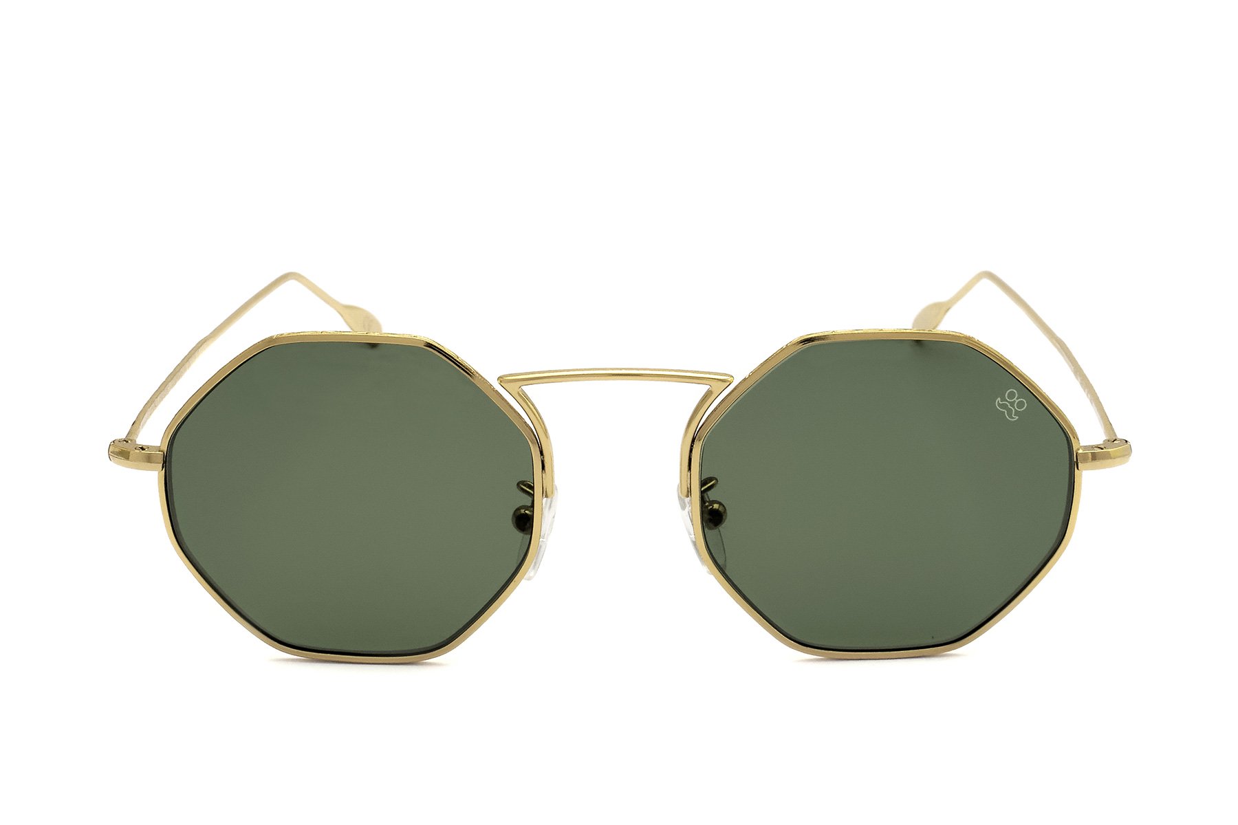 Eight, gli occhiali da sole ottagonali con montatura in metallo dai vari colori e aste decorate con incisioni sono l'ultimo grido della moda