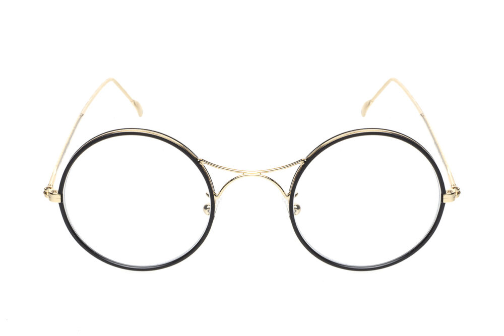 G002 di David Marc è il modello di occhiali con montatura in metallo rotonda. Design e produzione 100% Made in Italy